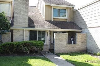 2316 Woodland Park Drive 15, Houston, TX 77077