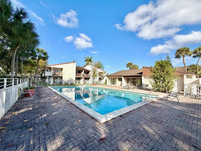 10060 NW 41st St 55-5, Doral, FL 33178