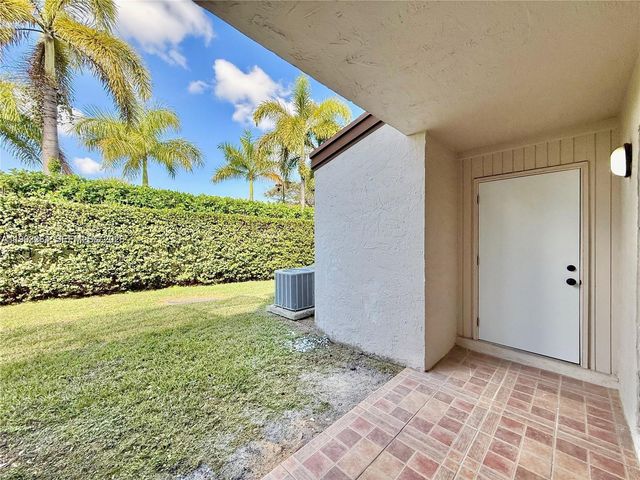 10060 NW 41st St 55-5, Doral, FL 33178