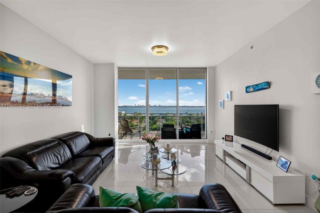 7901 S Hispanola Ave 1008, North Bay Village, FL 33141