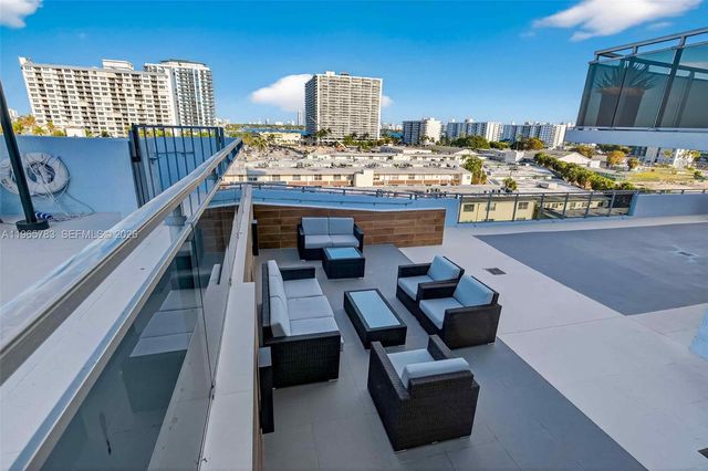 7901 S Hispanola Ave 1008, North Bay Village, FL 33141