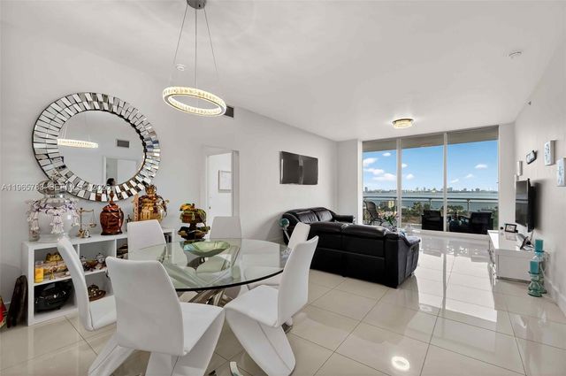 7901 S Hispanola Ave 1008, North Bay Village, FL 33141