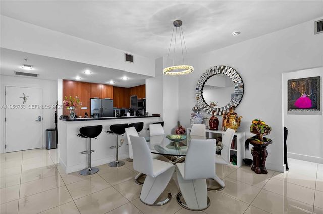 7901 S Hispanola Ave 1008, North Bay Village, FL 33141