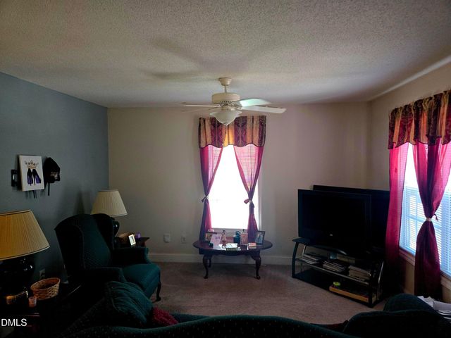 2207 N Oak Ridge Boulevard, Durham, NC 27707