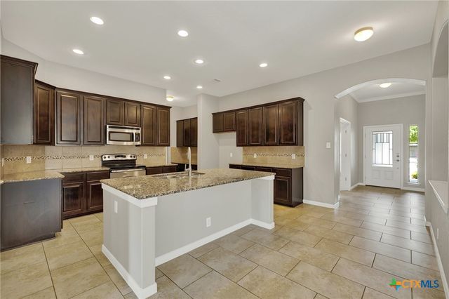 846 Madison Avenue, New Braunfels, TX 78130
