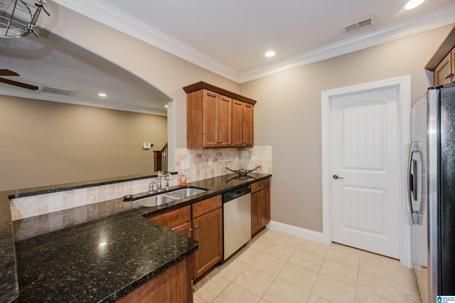 3076 EAGLE RIDGE LANE, Birmingham, AL 35242