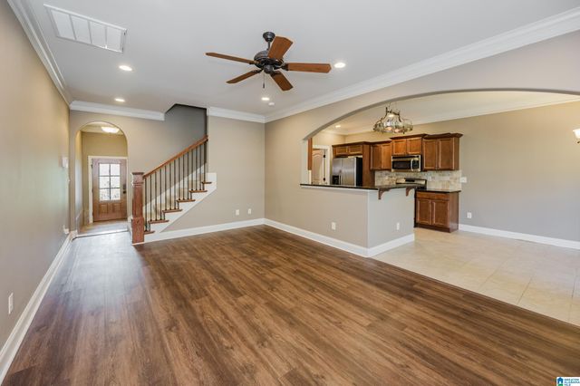 3076 EAGLE RIDGE LANE, Birmingham, AL 35242