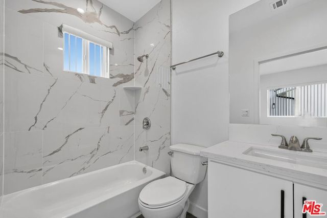 1424 Pleasant Avenue, Los Angeles, CA 90033