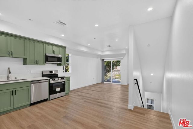 1424 Pleasant Avenue, Los Angeles, CA 90033