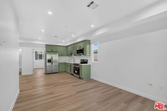 1424 Pleasant Avenue, Los Angeles, CA 90033