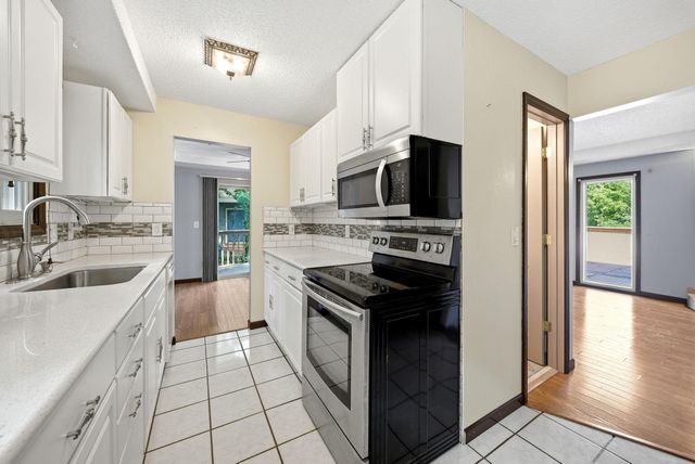 2103 Marquis Road, Golden Valley, MN 55427