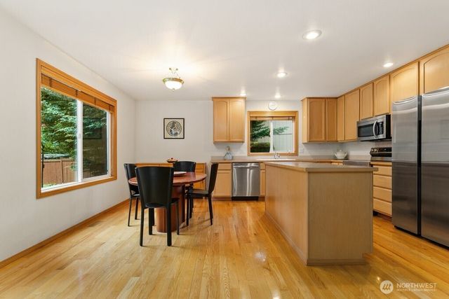 1811 53rd Loop SE, Olympia, WA 98501