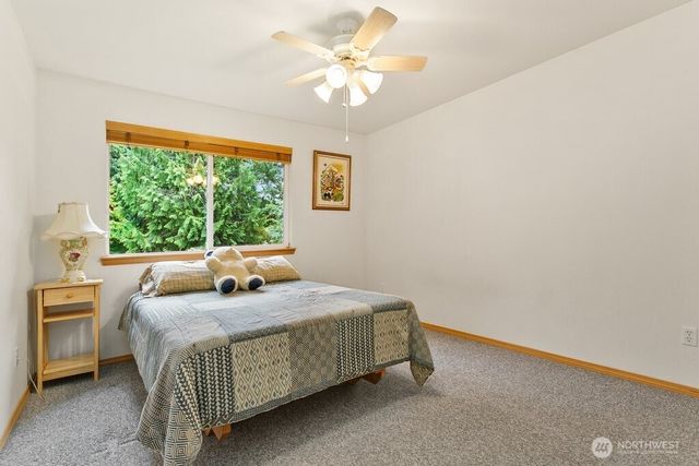 1811 53rd Loop SE, Olympia, WA 98501