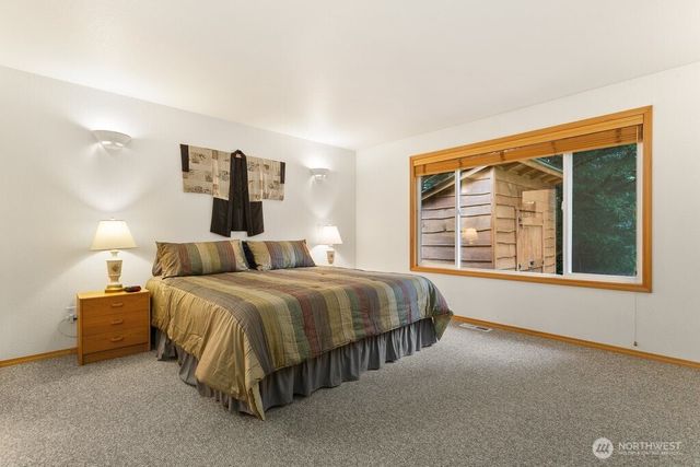 1811 53rd Loop SE, Olympia, WA 98501