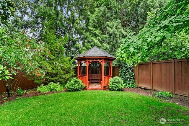1811 53rd Loop SE, Olympia, WA 98501