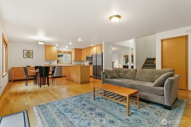 1811 53rd Loop SE, Olympia, WA 98501