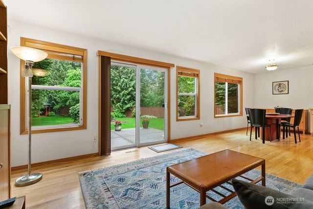 1811 53rd Loop SE, Olympia, WA 98501