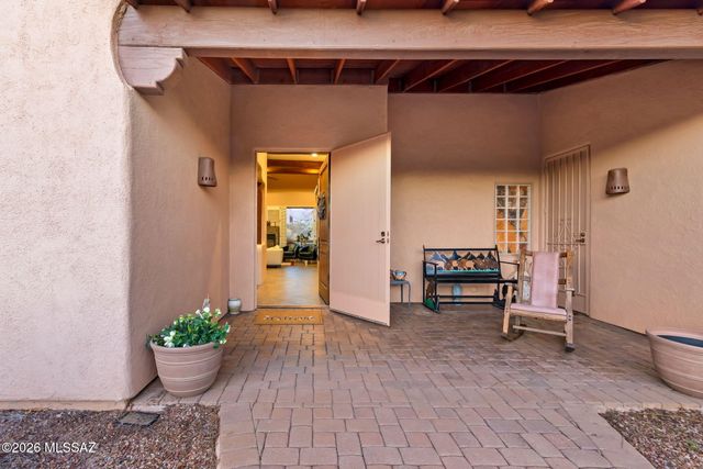 6020 N San Joaquin Avenue, Tucson, AZ 85741