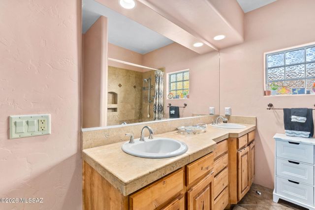 6020 N San Joaquin Avenue, Tucson, AZ 85741