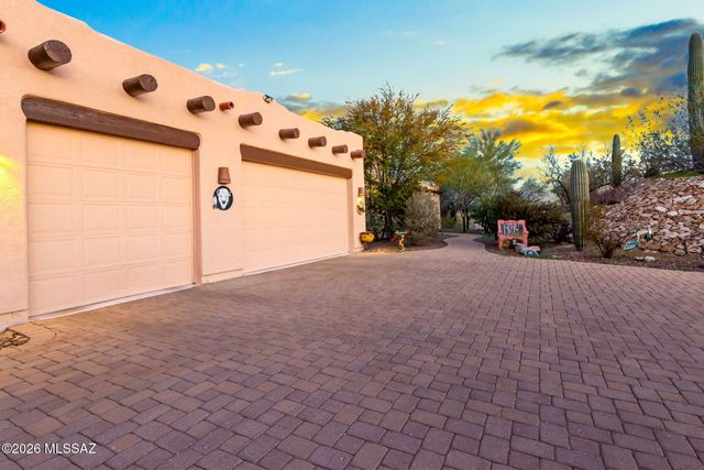 6020 N San Joaquin Avenue, Tucson, AZ 85741