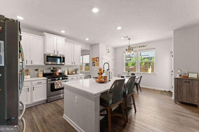 579 Edgemore Road, Canton, GA 30114