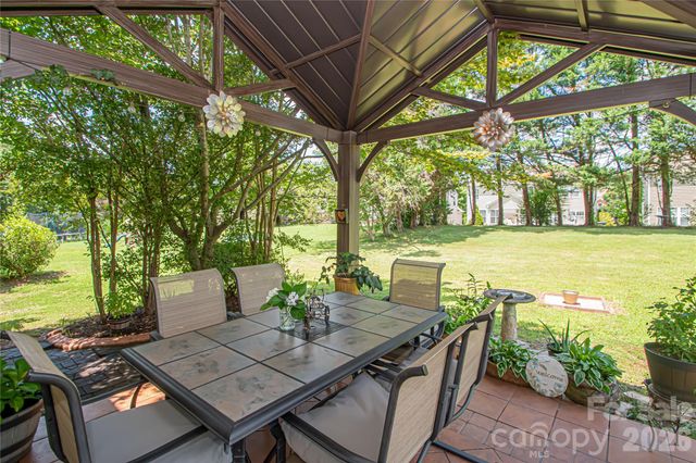 14114 Eldon Drive, Charlotte, NC 28277