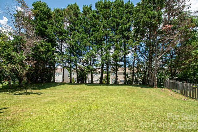 14114 Eldon Drive, Charlotte, NC 28277
