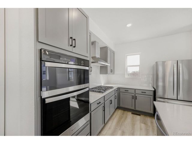 15290 W 68th Pl, Arvada, CO 80007