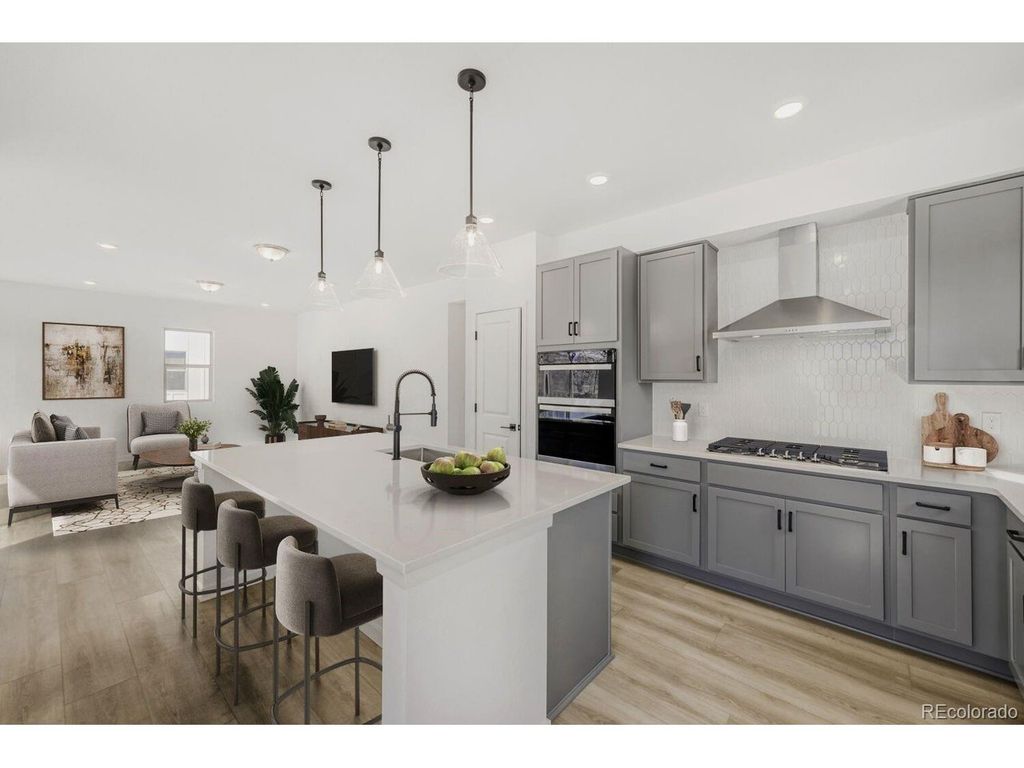 15290 W 68th Pl, Arvada, CO 80007