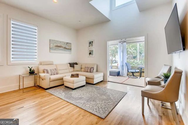 655 Mcgruder Street NE, Atlanta, GA 30312