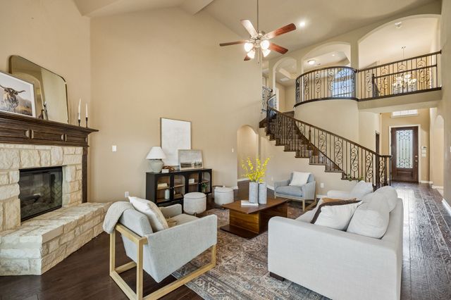 100 Spruce Street, Red Oak, TX 75154