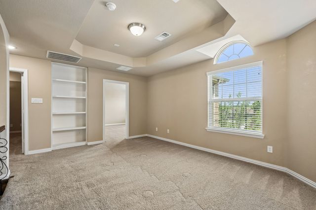 100 Spruce Street, Red Oak, TX 75154