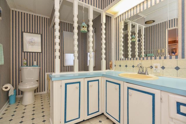 10 Sharon Circle, Merrimac, MA 01860