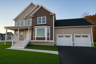 19 York Drive, Attleboro, MA 02703