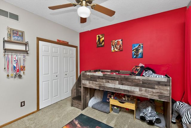7422 Dakota Circle, West Des Moines, IA 50266