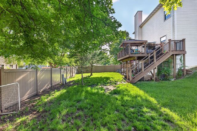7422 Dakota Circle, West Des Moines, IA 50266