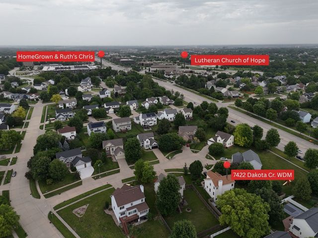 7422 Dakota Circle, West Des Moines, IA 50266