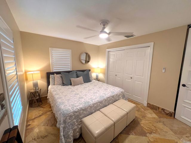 902 S Swinton Avenue, Delray Beach, FL 33444