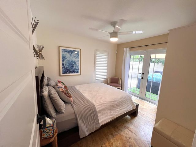 902 S Swinton Avenue, Delray Beach, FL 33444