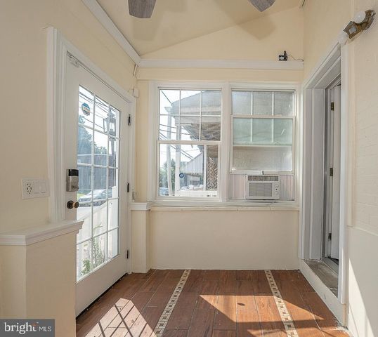 936 POTTER ST, Chester, PA 19013