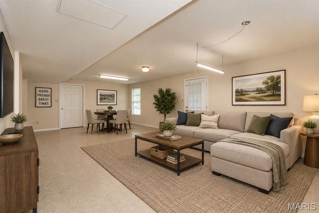 17027 Old Hollow Drive, Wildwood, MO 63040