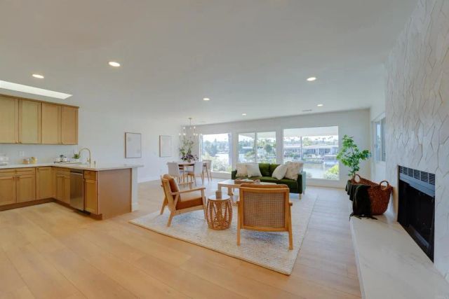 1470 La Linda Drive, San Marcos, CA 92078