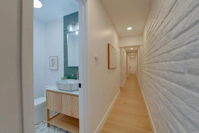 1470 La Linda Drive, San Marcos, CA 92078