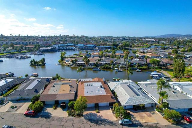 1470 La Linda Drive, San Marcos, CA 92078