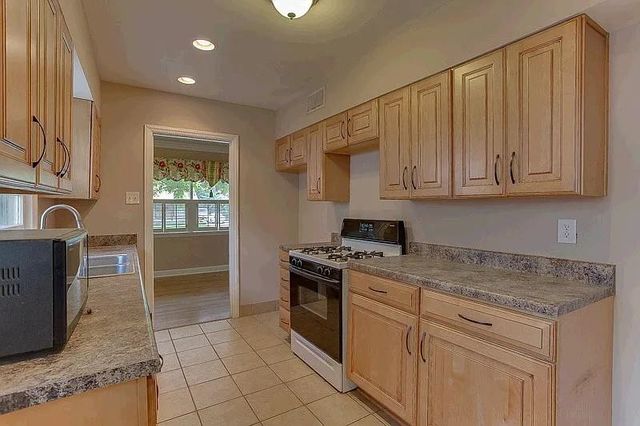 4974 PRINCETON RD, Memphis, TN 38117