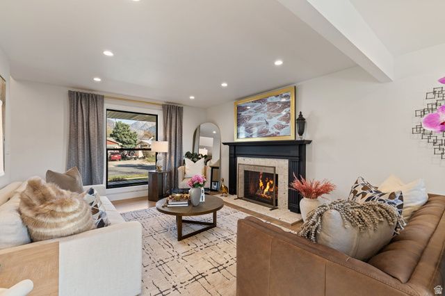 6044 S FONTAINE BLEU DR, Salt Lake City, UT 84121