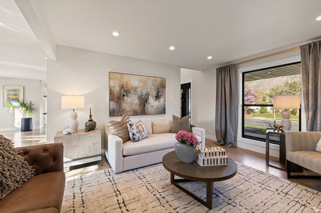 6044 S FONTAINE BLEU DR, Salt Lake City, UT 84121