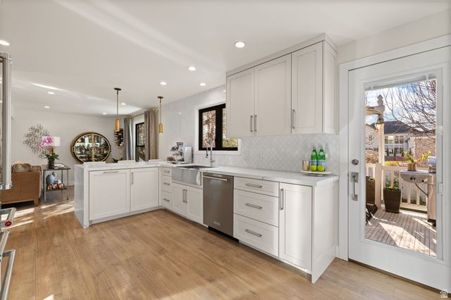 6044 S FONTAINE BLEU DR, Salt Lake City, UT 84121