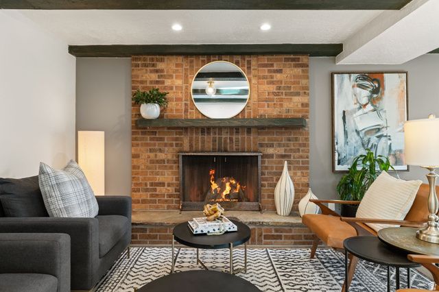 6044 S FONTAINE BLEU DR, Salt Lake City, UT 84121