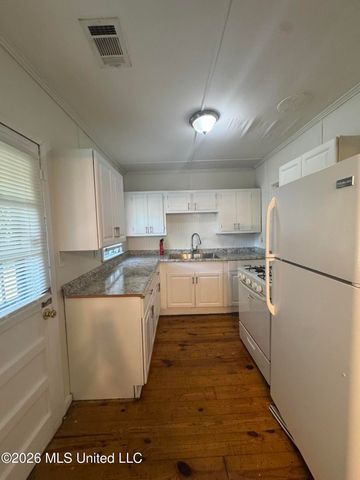 232 Mitchell Avenue, Jackson, MS 39216